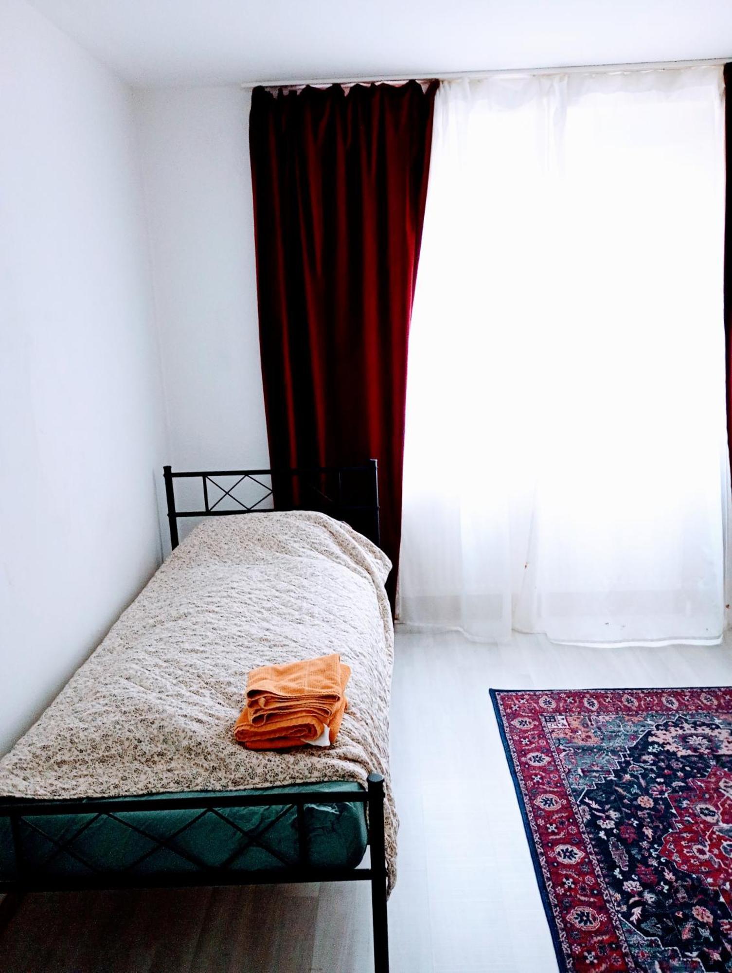 Nice Rooms In Neukoelln Berlín Exterior foto